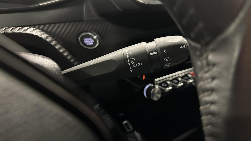 Peugeot e-208 (R249SR) met abonnement