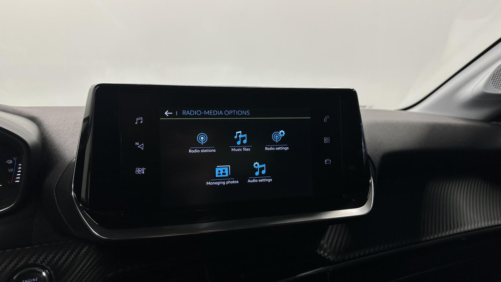 Peugeot e-208 (R249SR) met abonnement