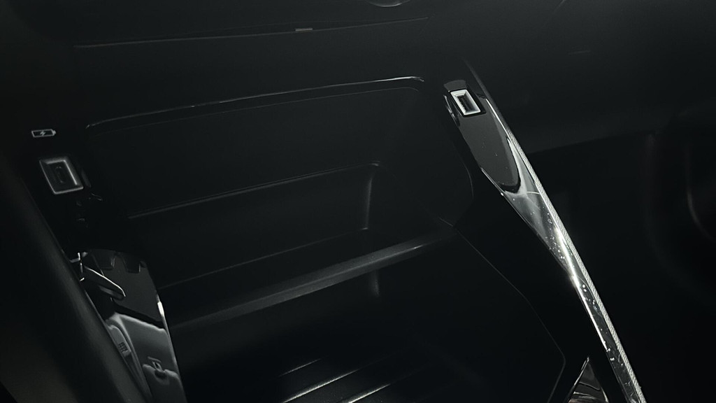 Peugeot e-208 (R249SR) met abonnement