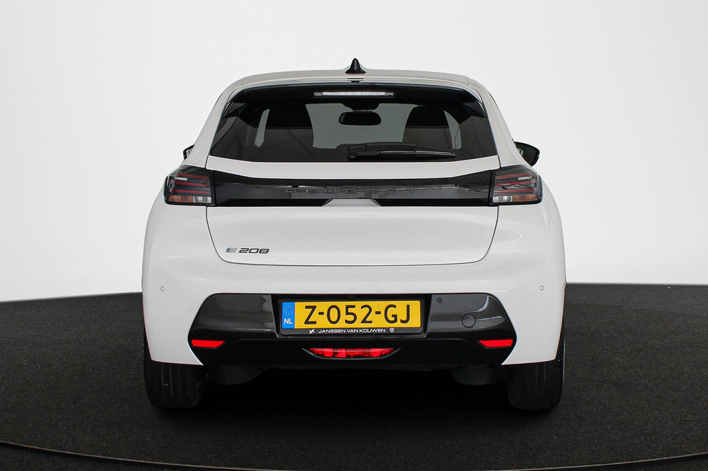 Peugeot e-208 (Z052GJ) met abonnement