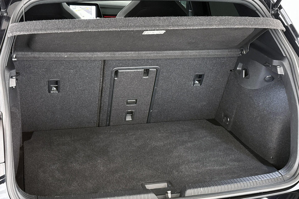 Volkswagen Golf (T704FX) met abonnement