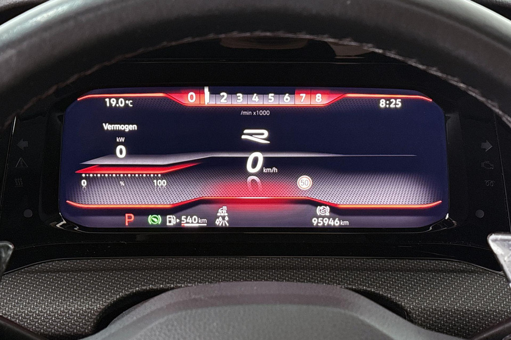 Volkswagen Golf (T704FX) met abonnement