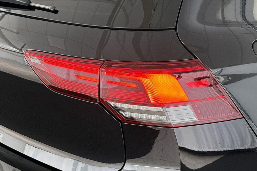 Volkswagen Golf (T704FX) met abonnement