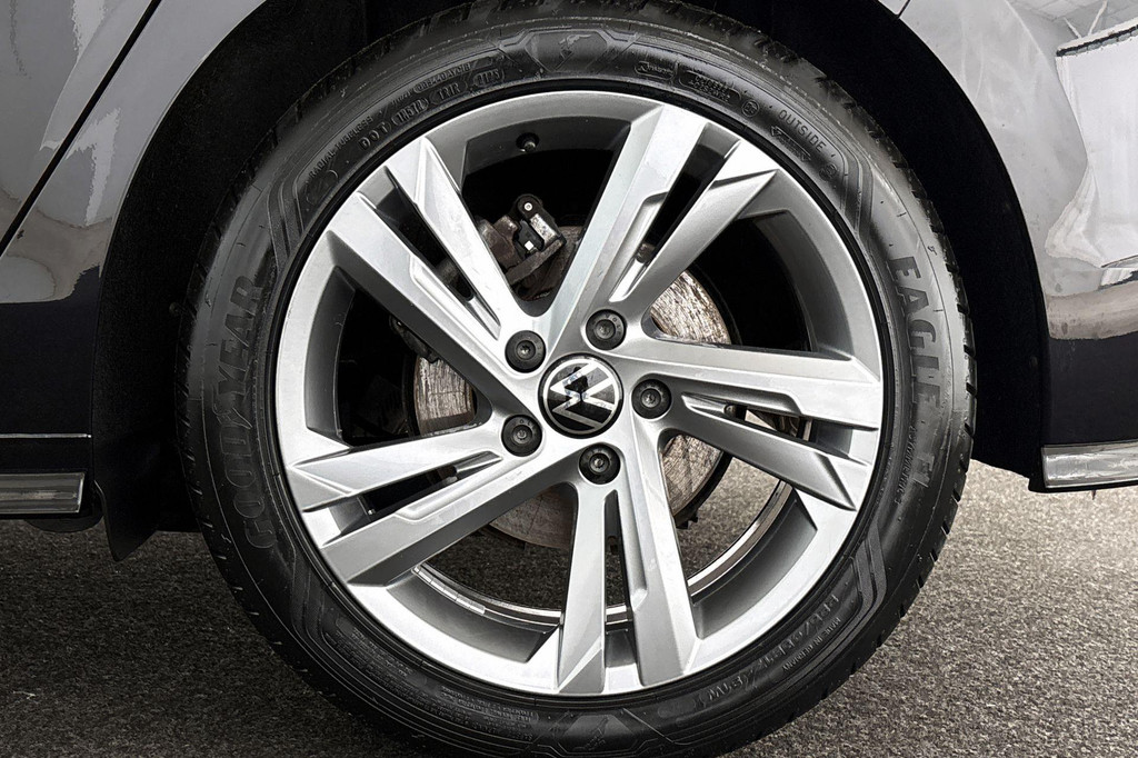 Volkswagen Golf (T704FX) met abonnement