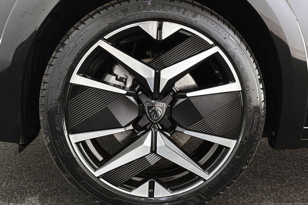 Peugeot 208 (GTK80P) met abonnement