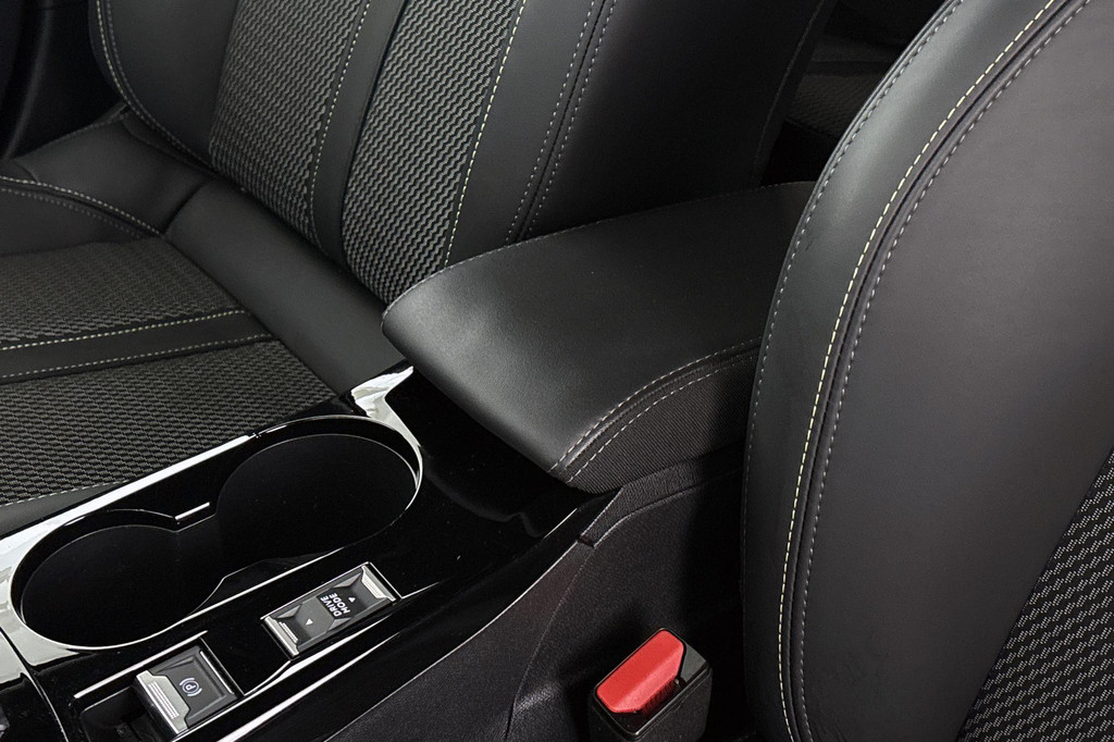 Peugeot 208 (GTK80P) met abonnement