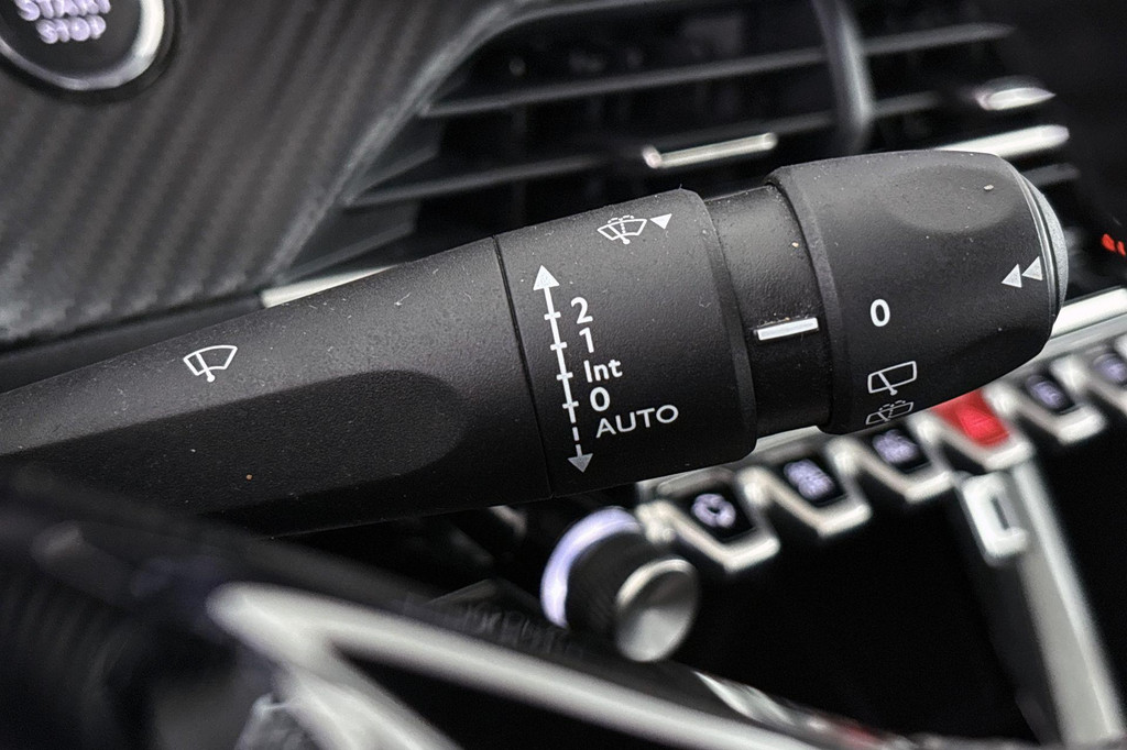 Peugeot e-208 (X252JZ) met abonnement