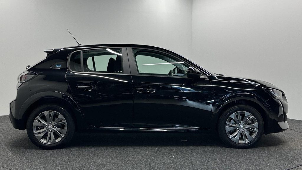 Peugeot e-208 (S125SN) met abonnement