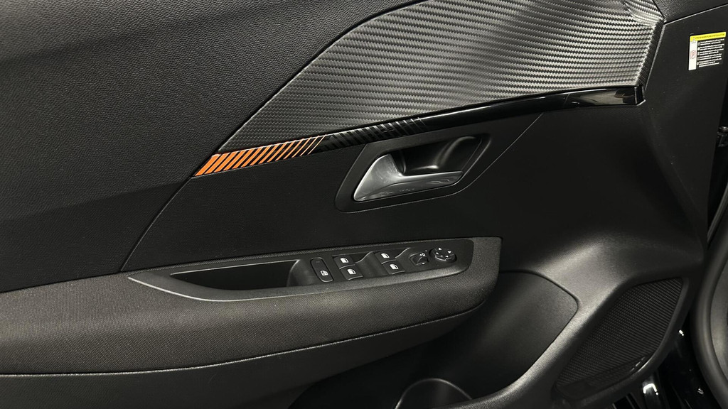 Peugeot e-208 (S125SN) met abonnement