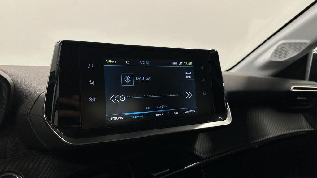 Peugeot e-208 (S125SN) met abonnement