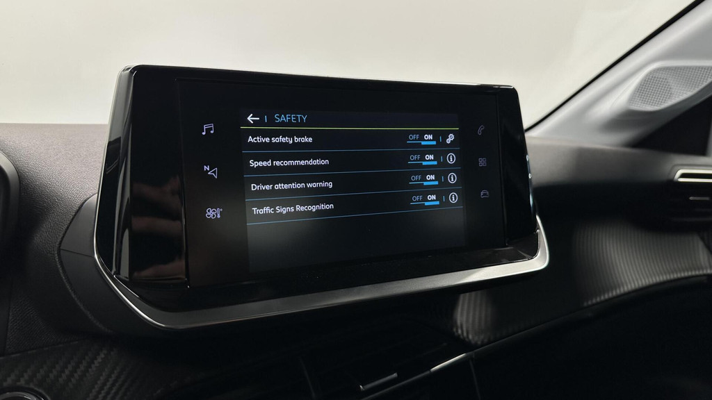 Peugeot e-208 (S125SN) met abonnement