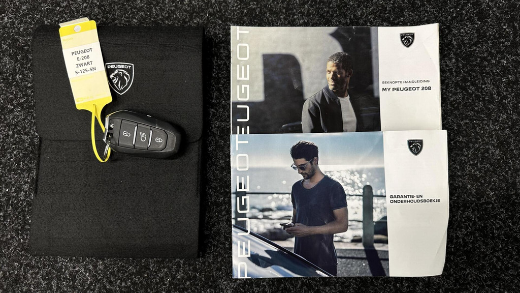 Peugeot e-208 (S125SN) met abonnement