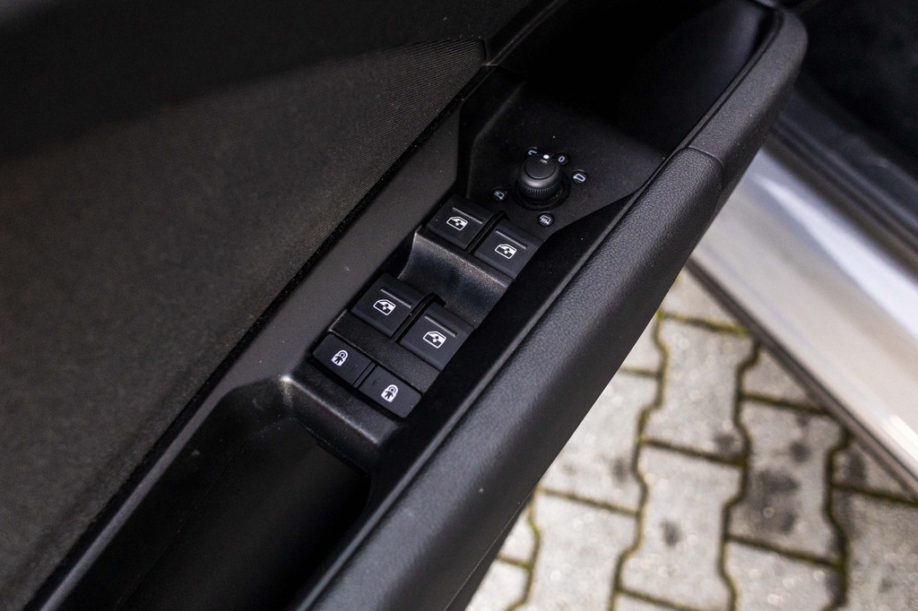 Audi Q4 e-tron (JZV17V) met abonnement