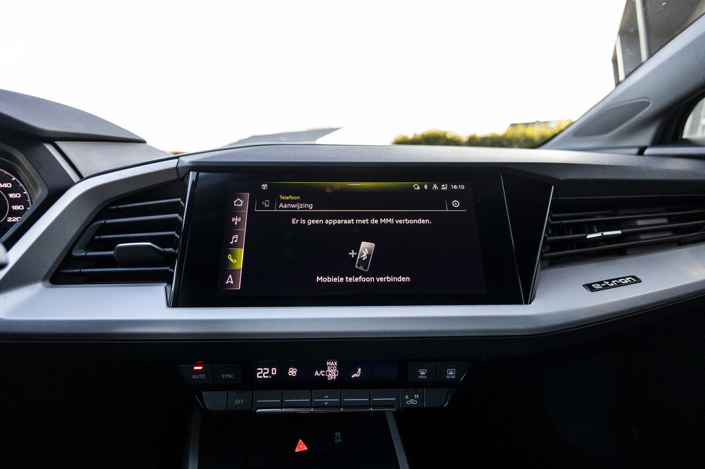 Audi Q4 e-tron (JZV17V) met abonnement