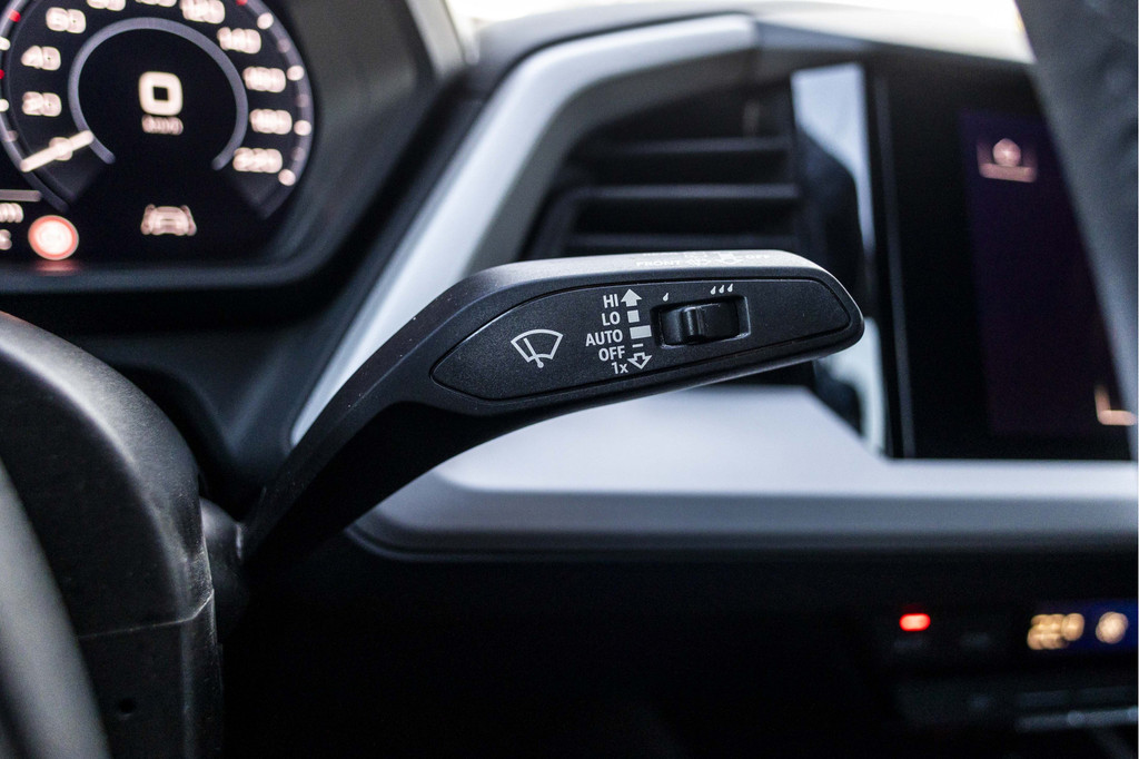 Audi Q4 e-tron (JZV17V) met abonnement