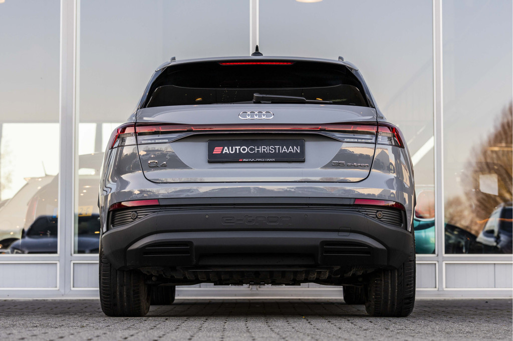 Audi Q4 e-tron (JZV17V) met abonnement