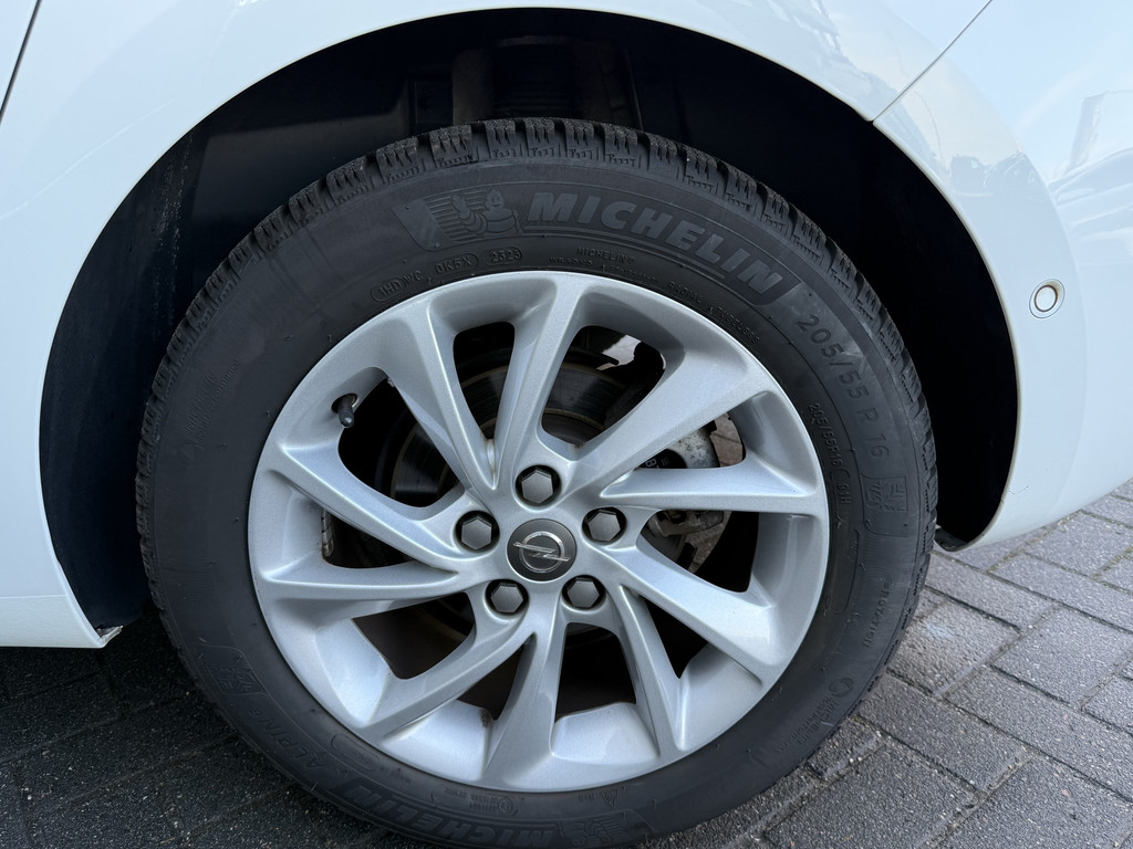 Opel Astra (H495NP) met abonnement