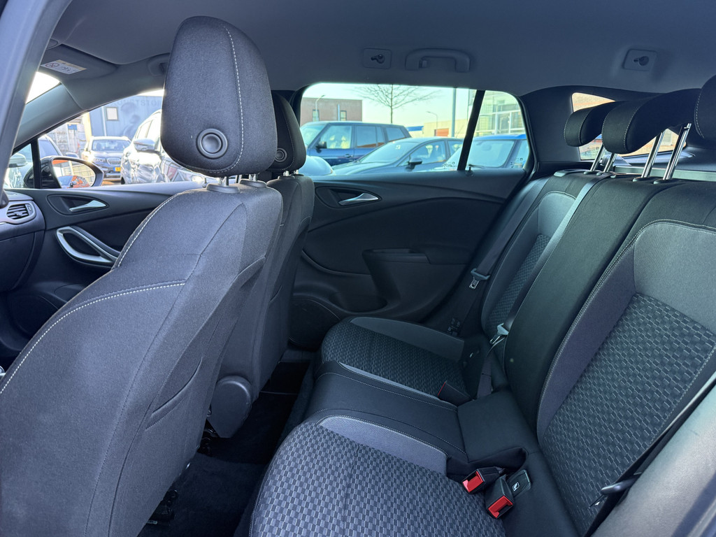 Opel Astra (K323NK) met abonnement