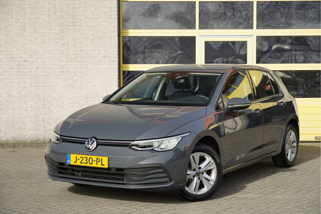 Volkswagen Golf (J230PL) met abonnement