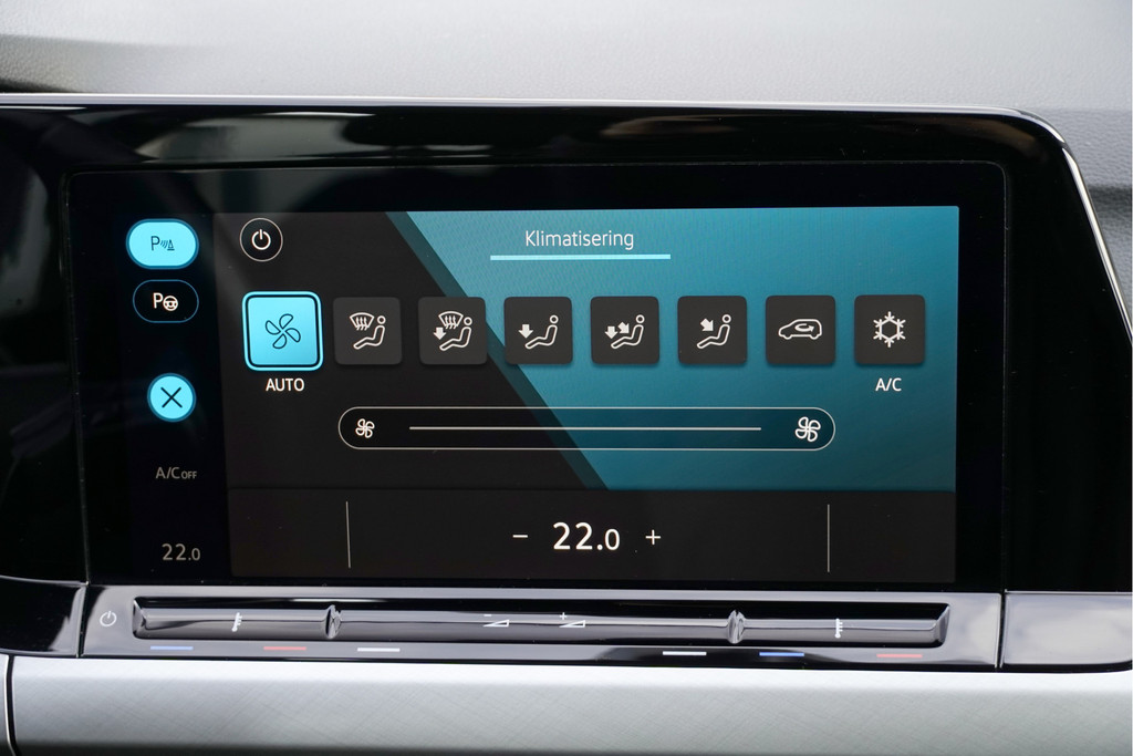 Volkswagen Golf (J230PL) met abonnement