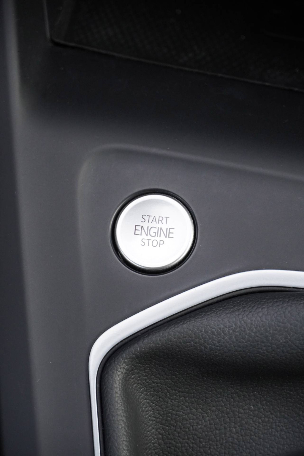 Volkswagen Golf (J230PL) met abonnement