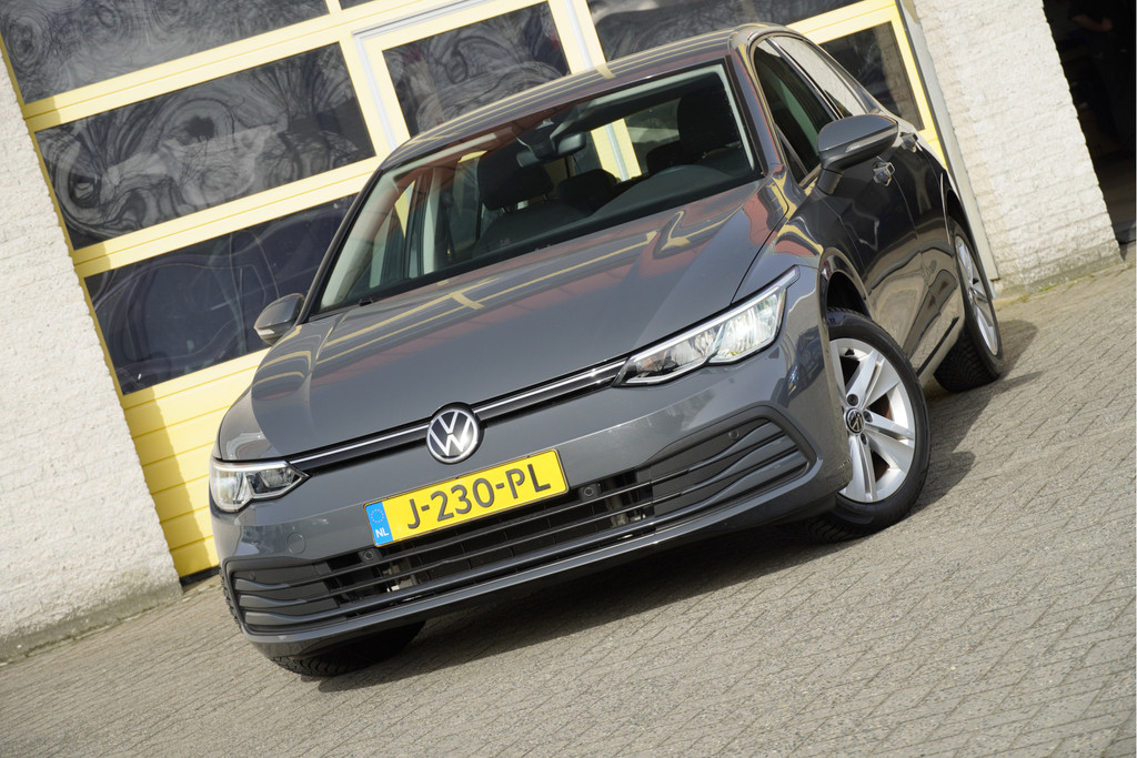 Volkswagen Golf (J230PL) met abonnement