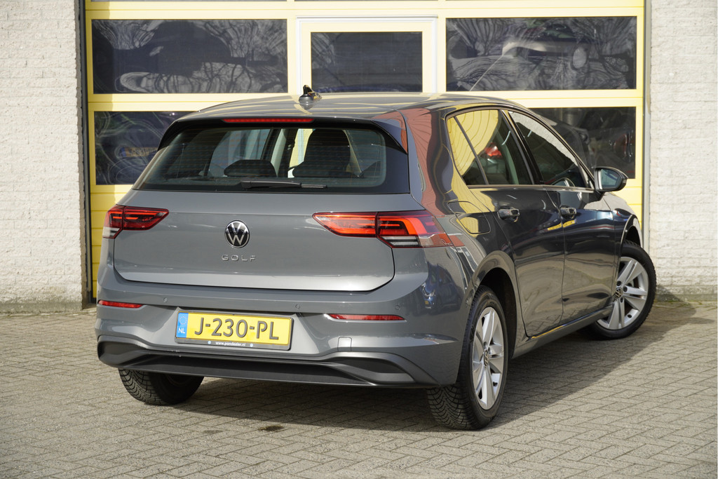 Volkswagen Golf (J230PL) met abonnement