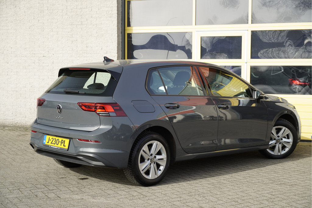 Volkswagen Golf (J230PL) met abonnement