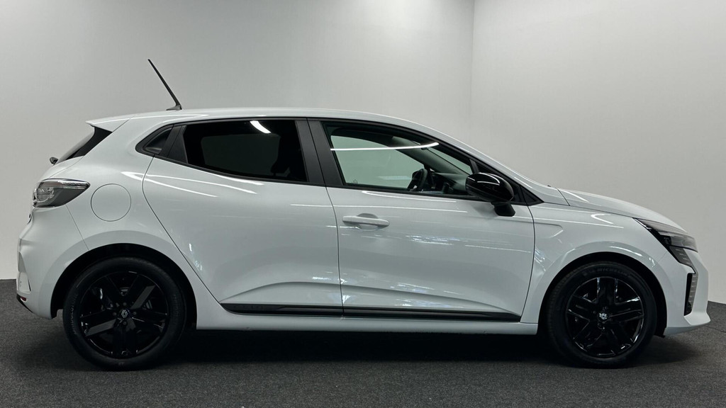 Renault Clio (GZK82H) met abonnement