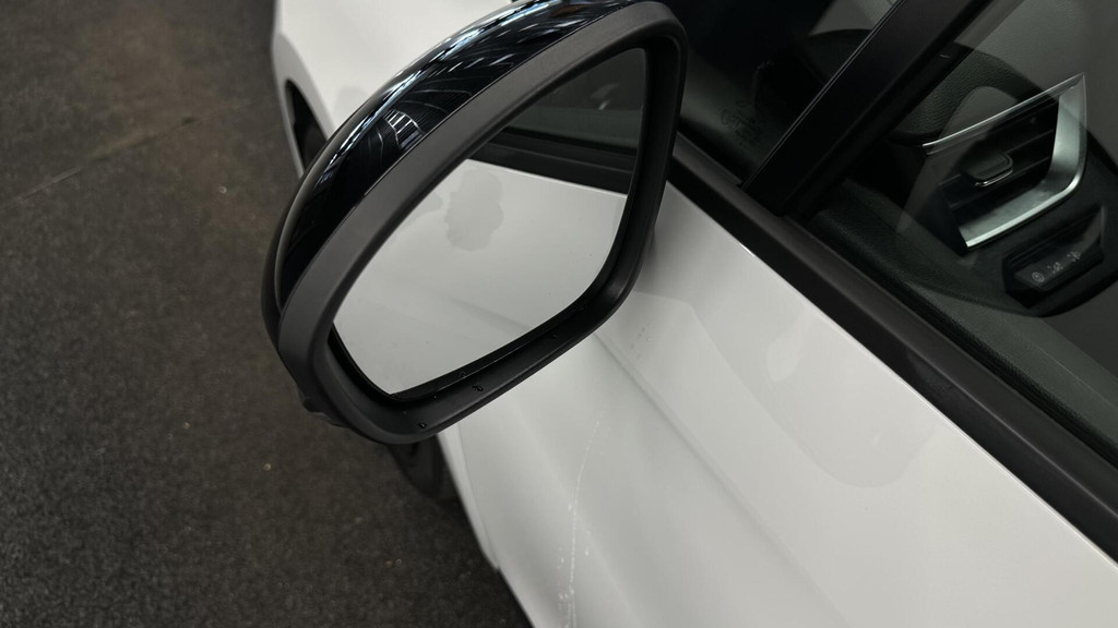 Renault Clio (GZK82H) met abonnement