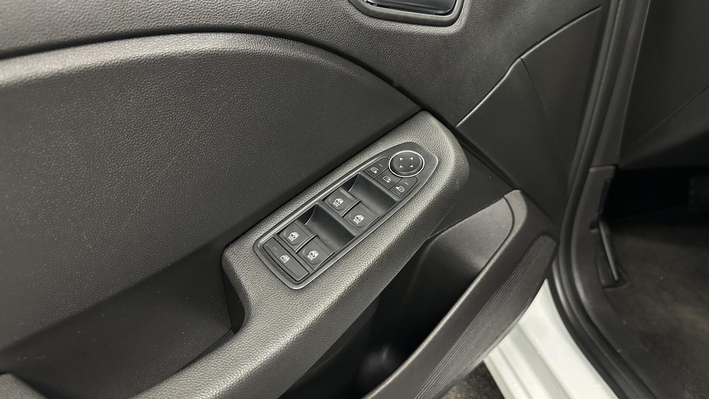 Renault Clio (GZK82H) met abonnement