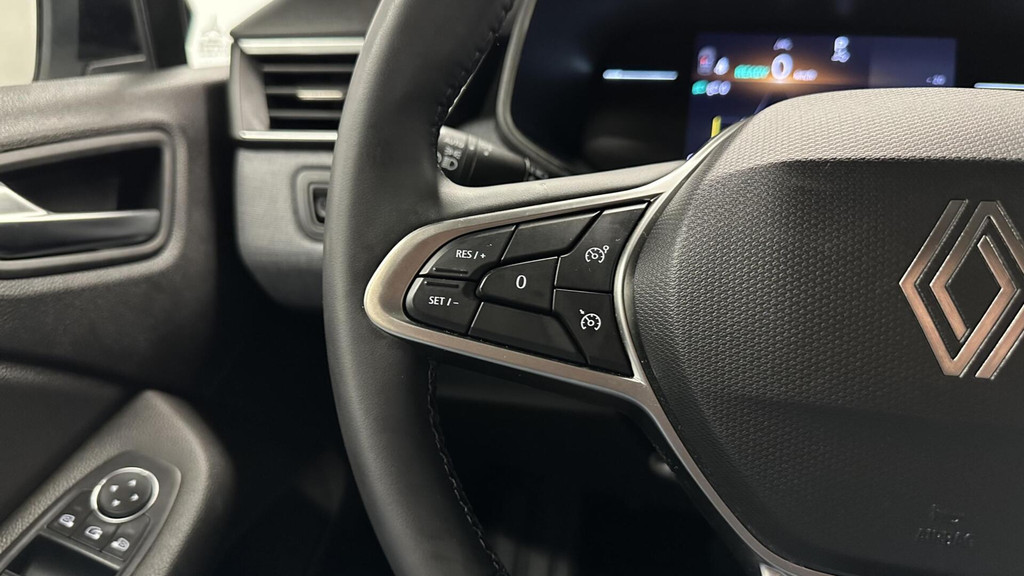 Renault Clio (GZK82H) met abonnement