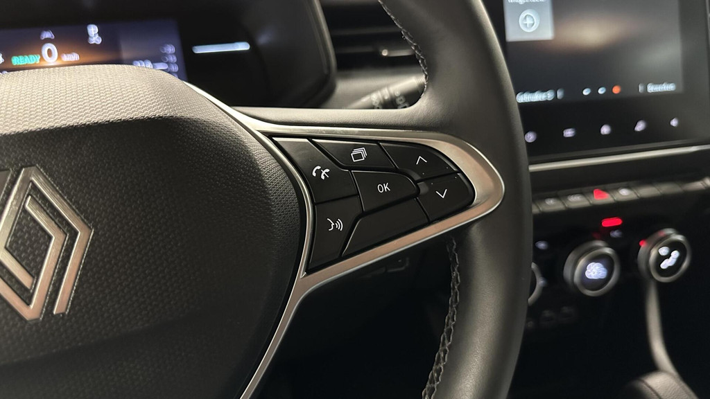 Renault Clio (GZK82H) met abonnement