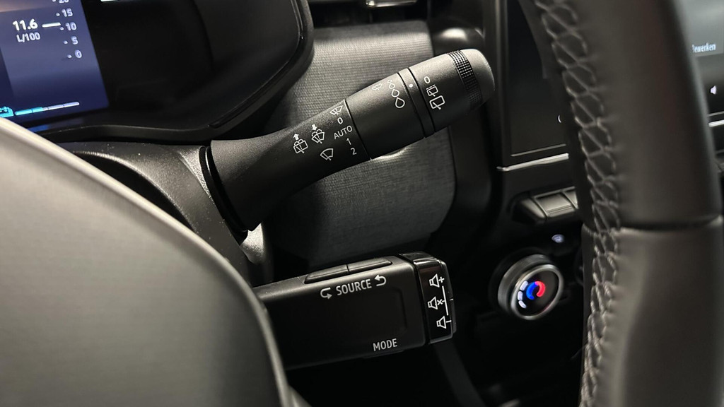 Renault Clio (GZK82H) met abonnement