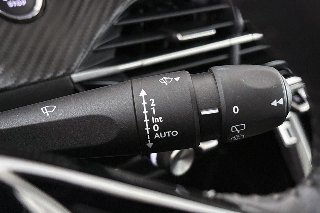 Peugeot e-208 (T452ZS) met abonnement