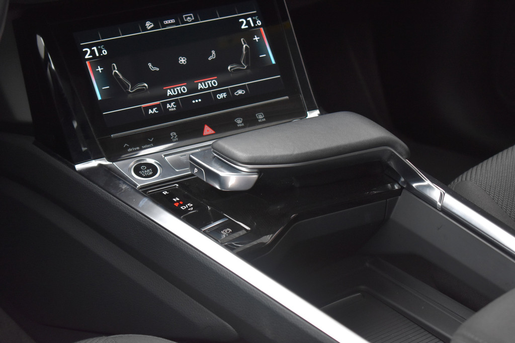 Audi e-tron (K340HT) met abonnement