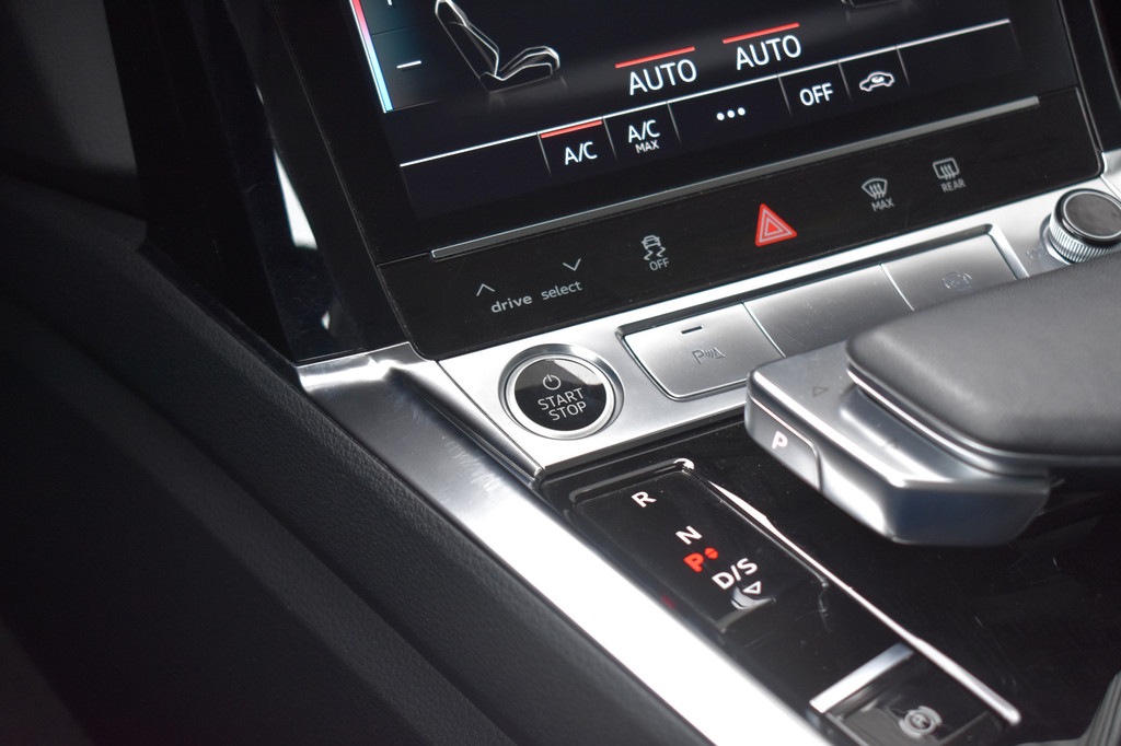 Audi e-tron (K340HT) met abonnement