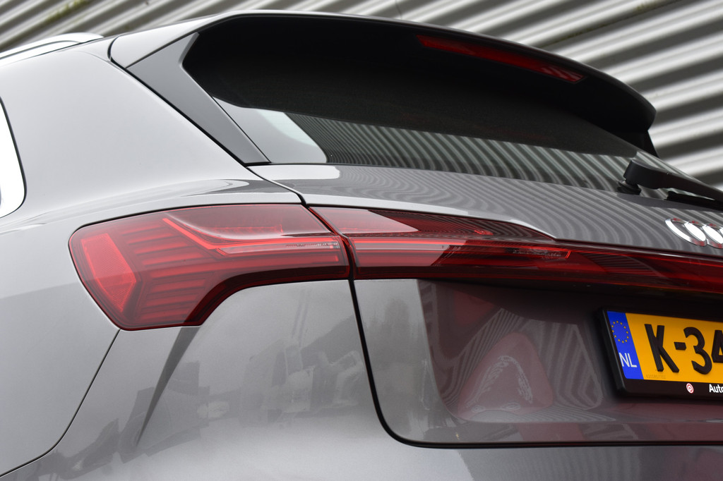 Audi e-tron (K340HT) met abonnement