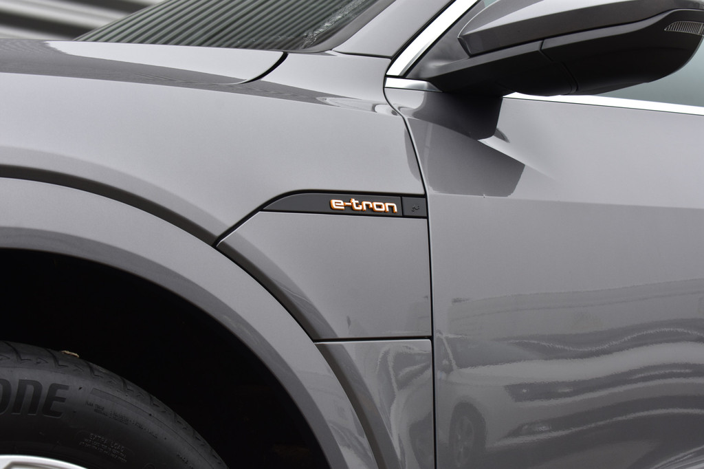 Audi e-tron (K340HT) met abonnement
