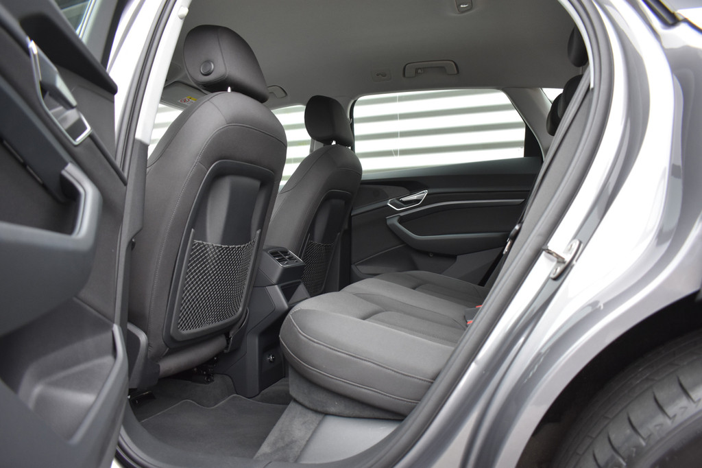 Audi e-tron (K340HT) met abonnement