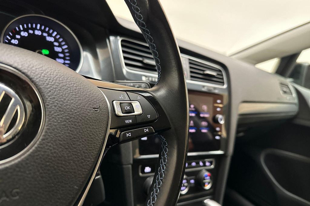 Volkswagen e-Golf (H382FL) met abonnement