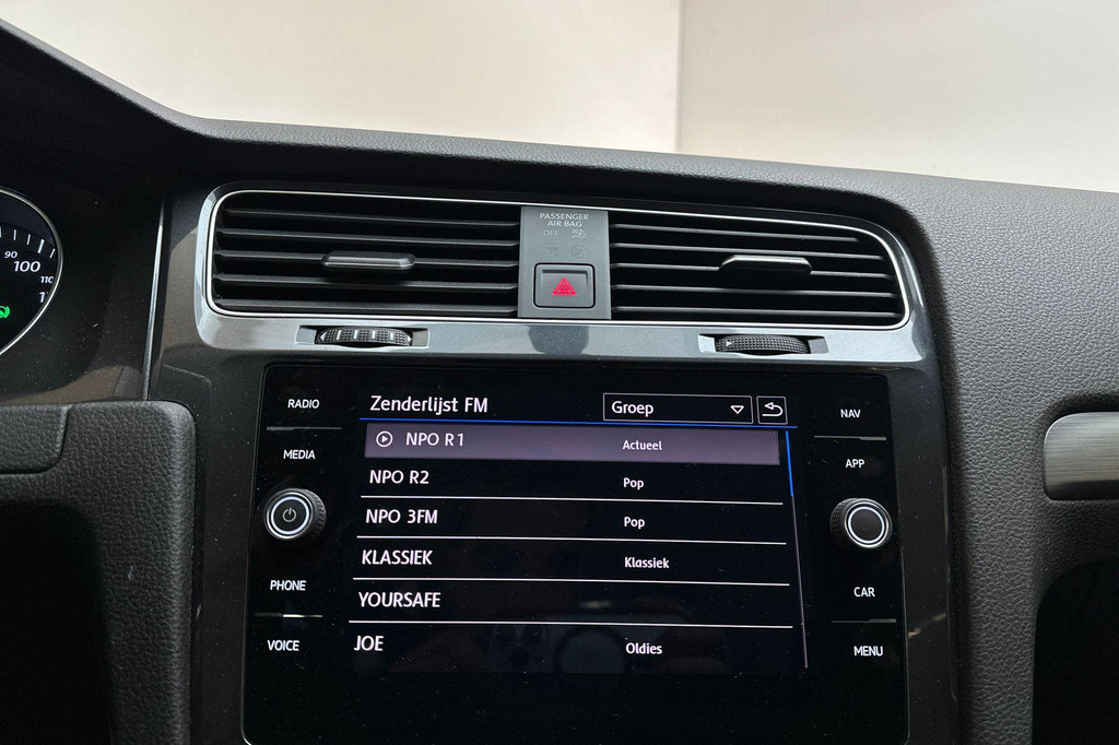 Volkswagen e-Golf (H382FL) met abonnement