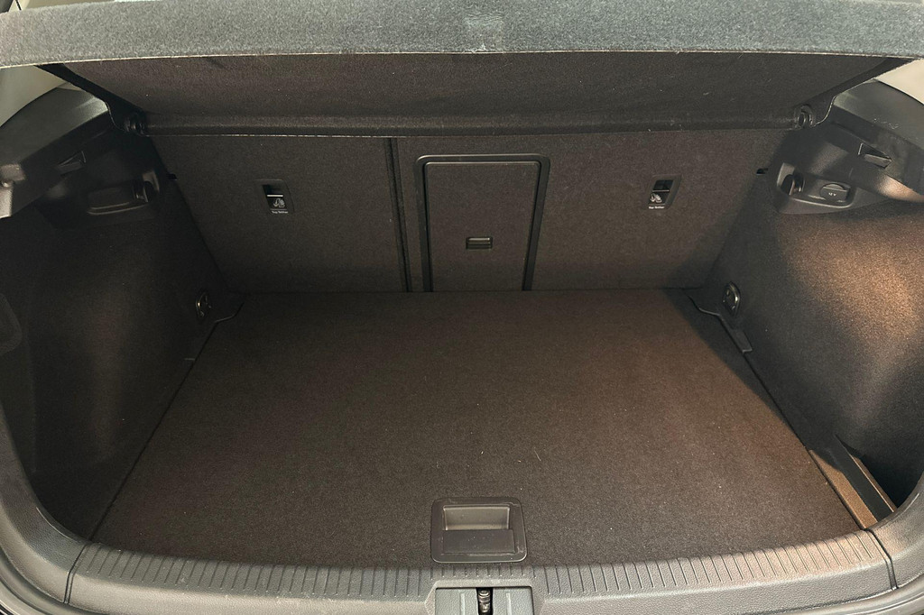 Volkswagen e-Golf (H382FL) met abonnement