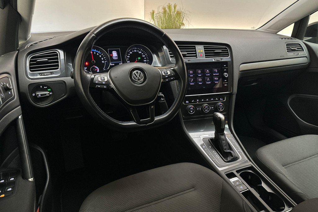 Volkswagen e-Golf (H382FL) met abonnement