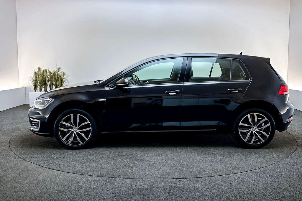 Volkswagen e-Golf (H382FL) met abonnement