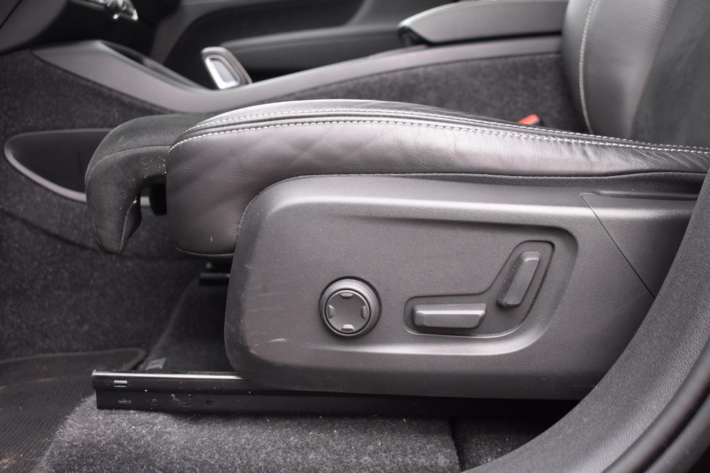 Volvo XC40 (K333TK) met abonnement