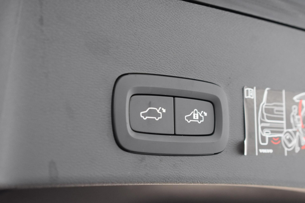 Volvo XC40 (K333TK) met abonnement