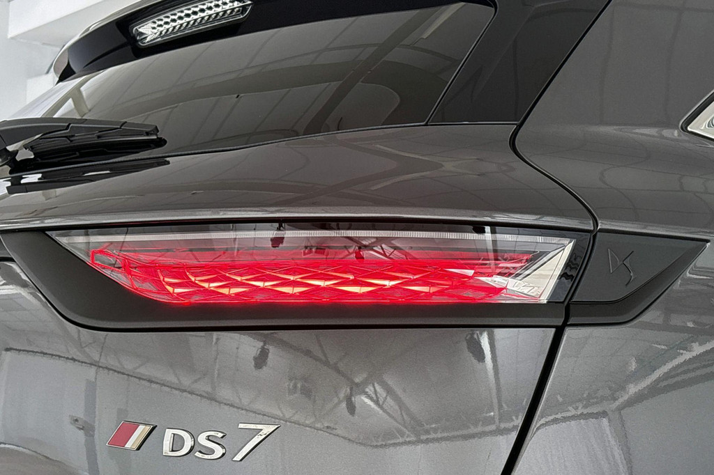 DS 7 Crossback (JZP24D) met abonnement
