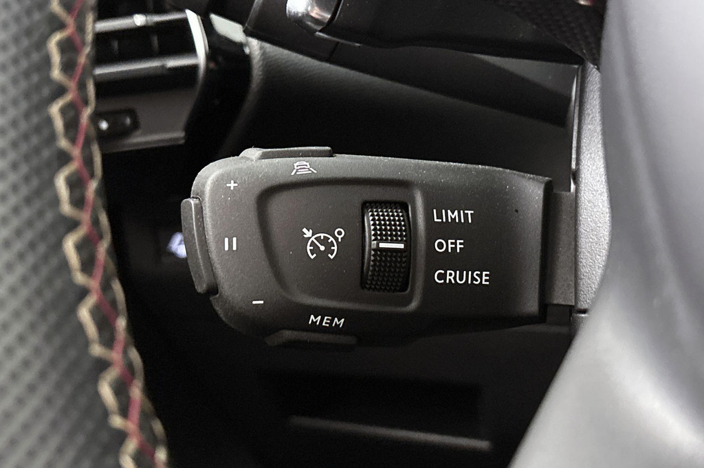 DS 7 Crossback (JZP24D) met abonnement