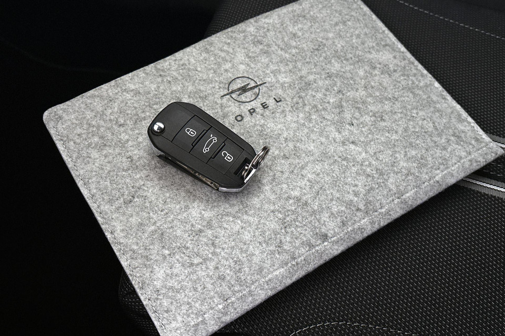 Opel Corsa (HZL34B) met abonnement